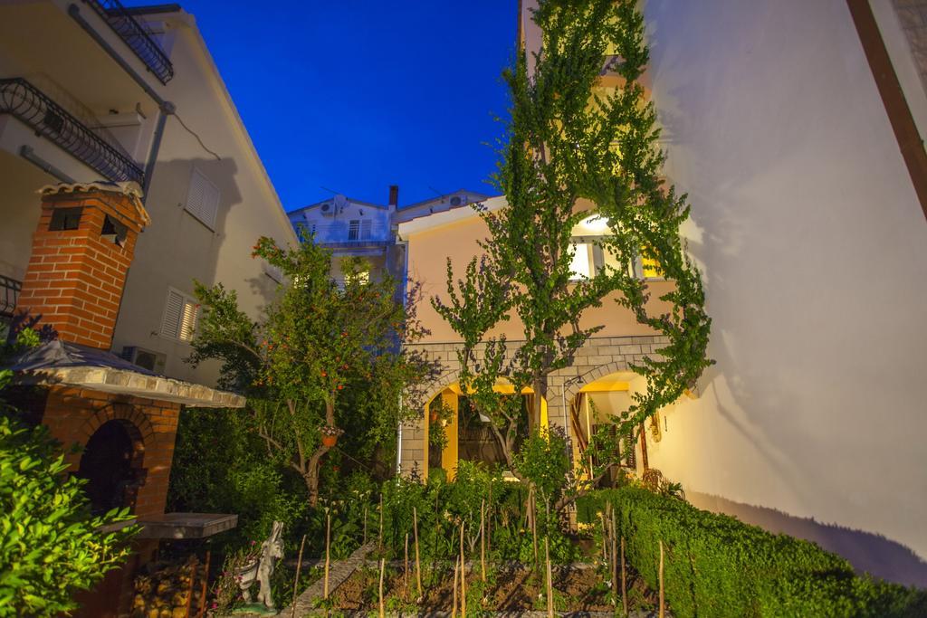 Villa Neda マカルスカ エクステリア 写真