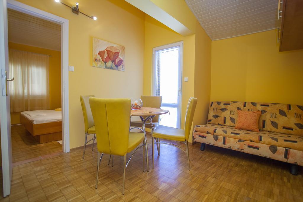 Villa Neda マカルスカ 部屋 写真