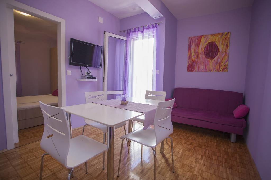 Villa Neda マカルスカ 部屋 写真
